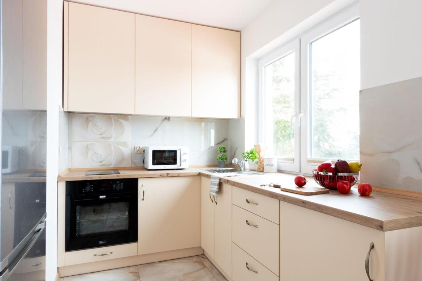 Apartamenty Gorki Male Tuszyn Ngoại thất bức ảnh