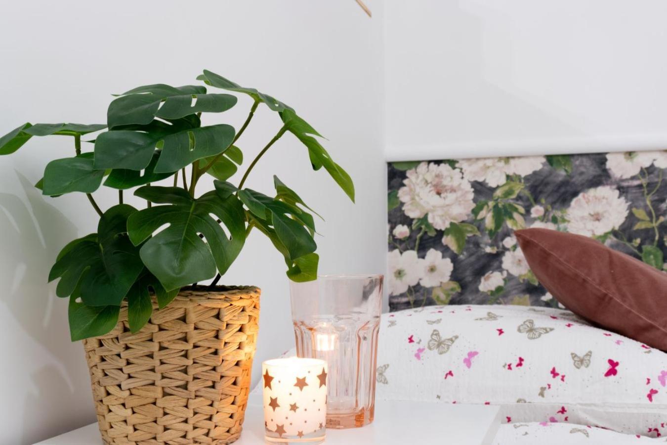 Apartamenty Gorki Male Tuszyn Ngoại thất bức ảnh