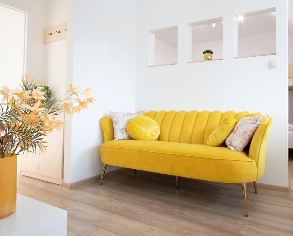 Apartamenty Gorki Male Tuszyn Ngoại thất bức ảnh